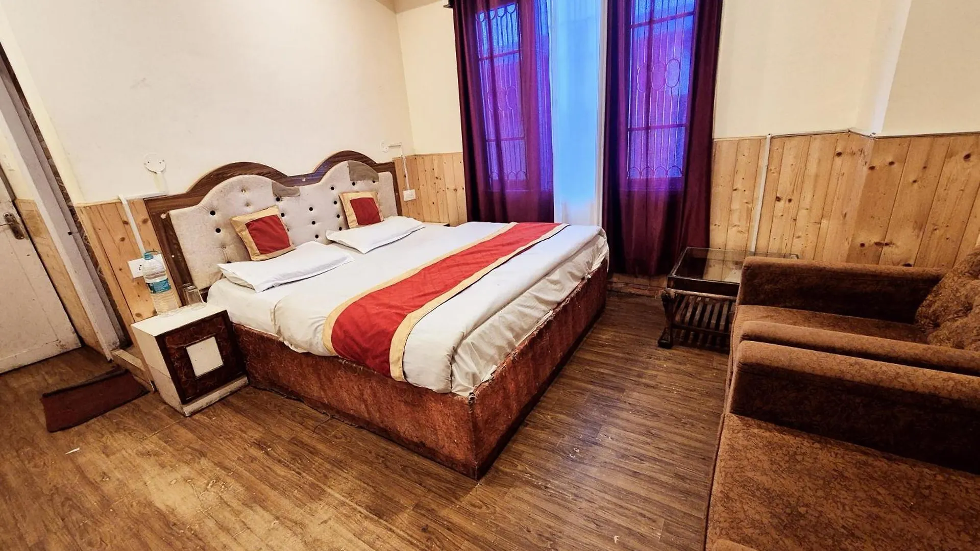 Shorya Family Hotel The Mall Shimla India